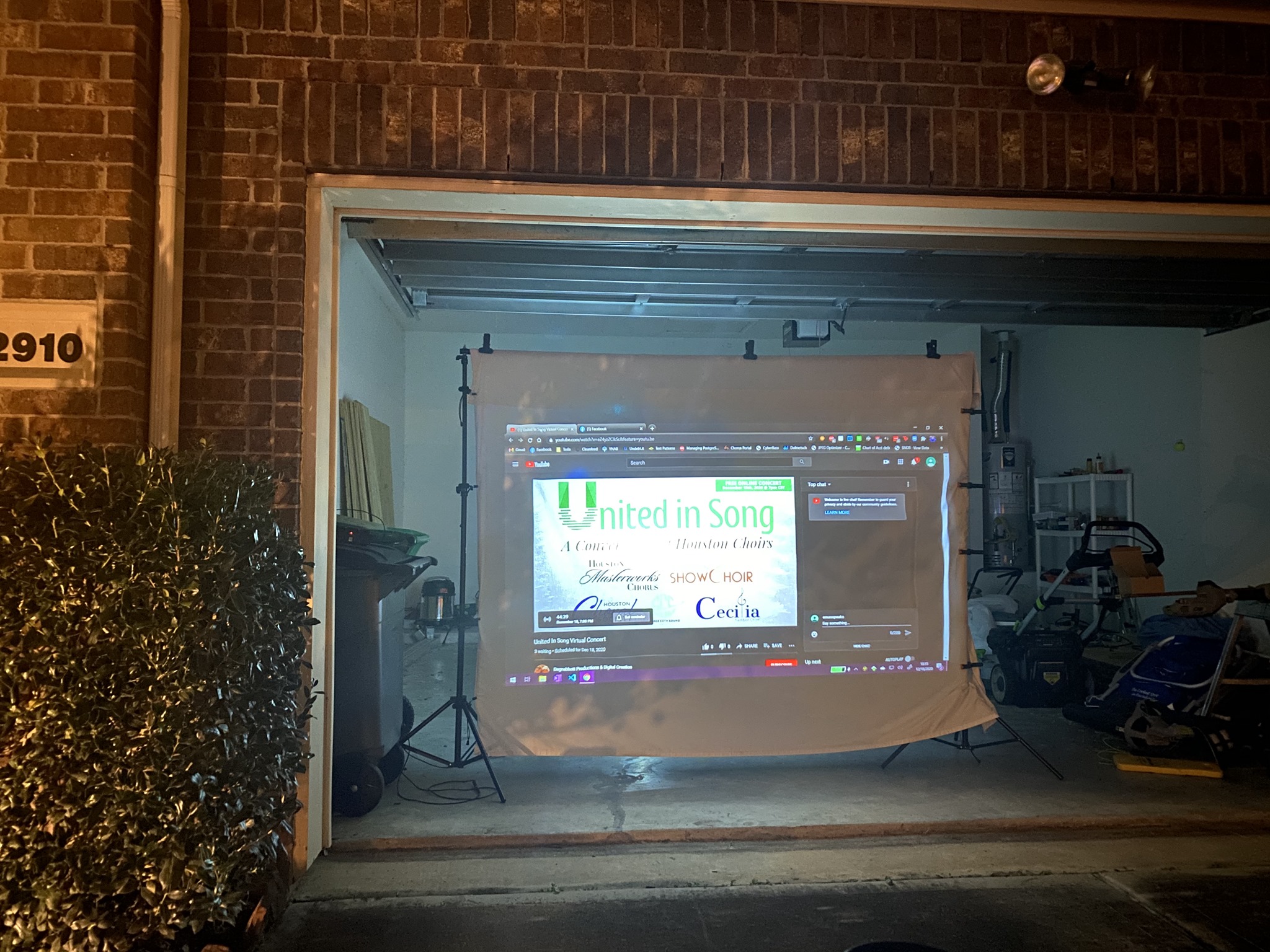 Projecting the livestream video in my driveway